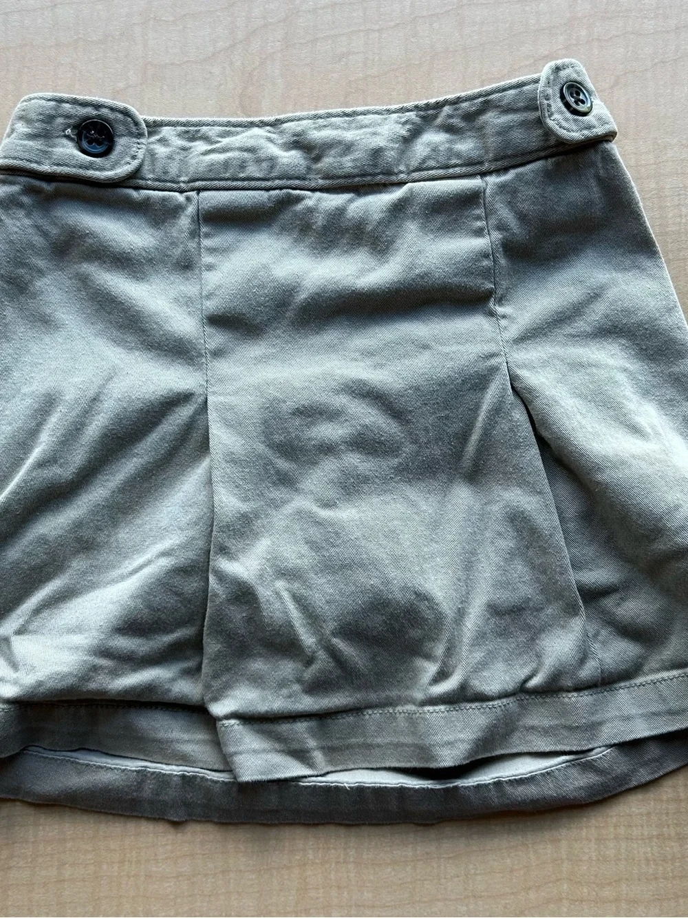 Old Navy Kids Khaki Pleated School Uniform Skort - Elastic Waist Size 8